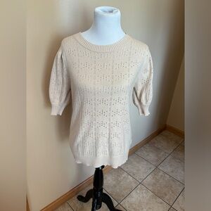 Apricot Women’s Sweater Cream Color Size Large